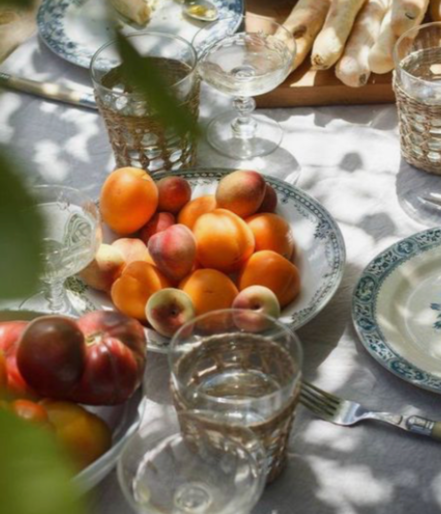 Peau et alimentation : le guide de l'été